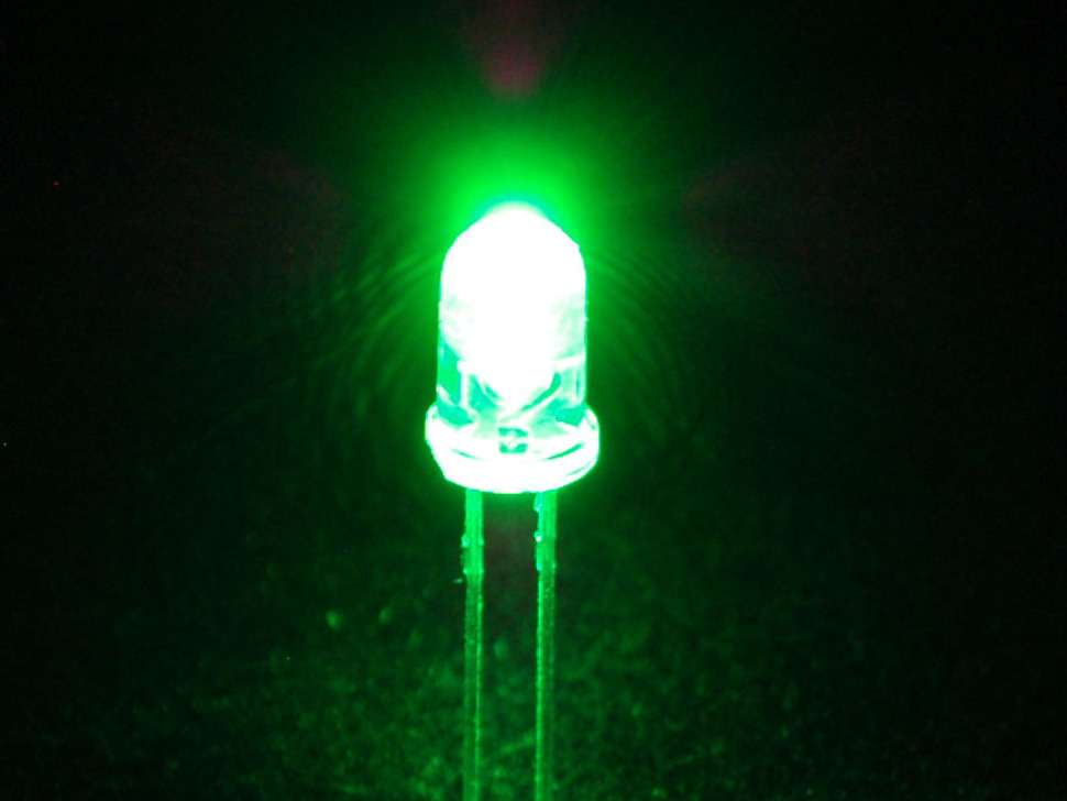 F5 5mm Green Round Superbright LED – KSH 5 at CLOUD SENSORS Mombasa – Top quality displays. Best electronics in Kenya. Shop now for Arduino, ESP32, sensors and IoT devices.